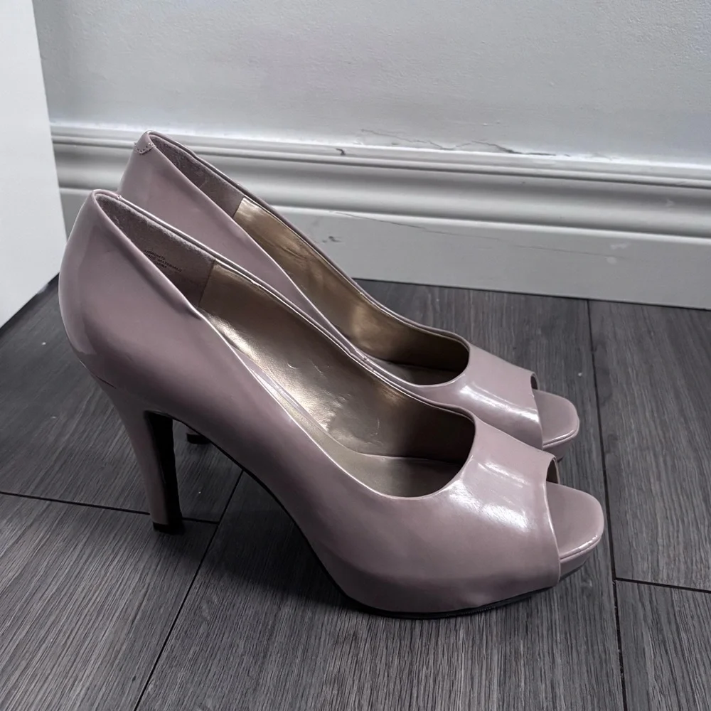 Mauve Open Toe Heels - Picture 1 of 10
